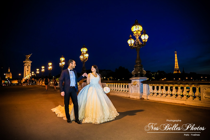 Séance photo après mariage Paris de nuit